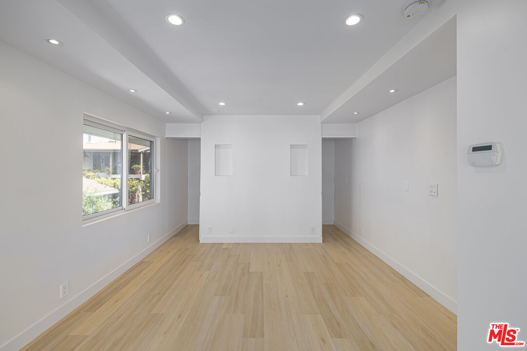 2442 S Coast Highway Unit: 8