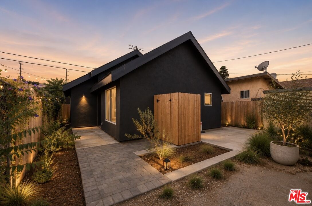 3536 Arroyo Seco Ave