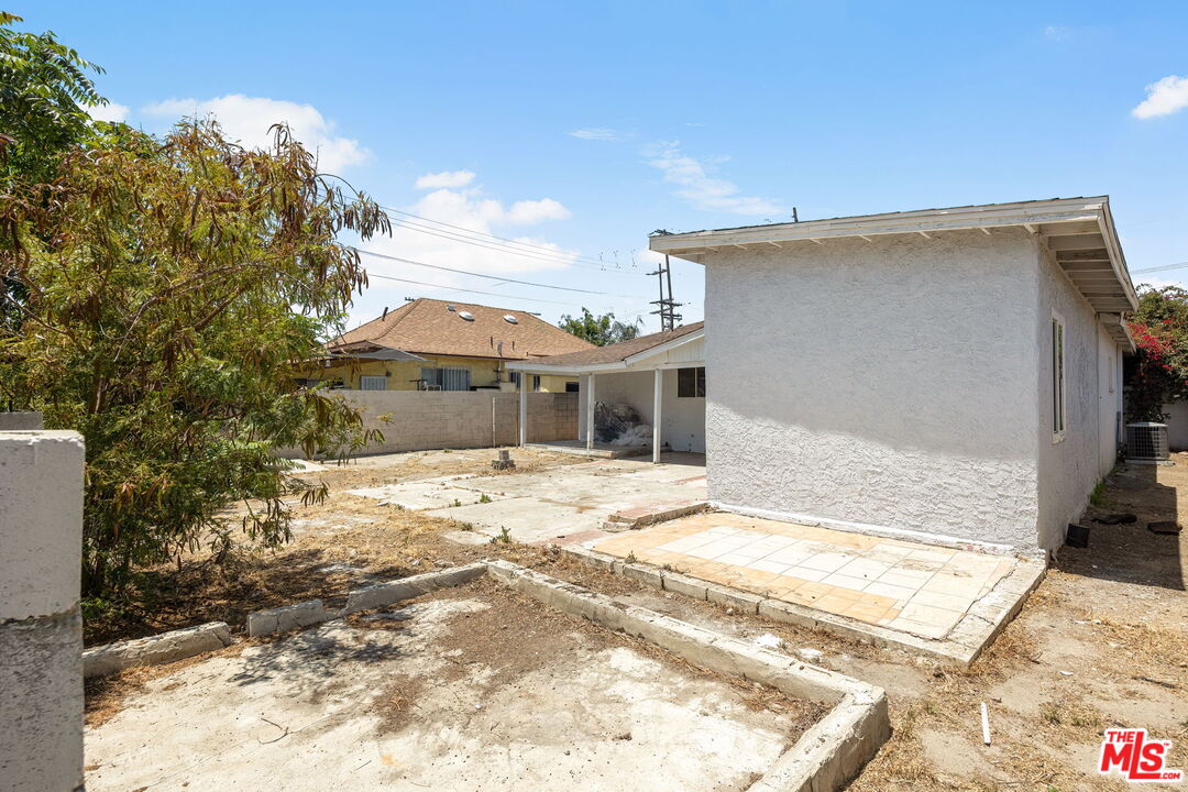 13126 Terra Bella St