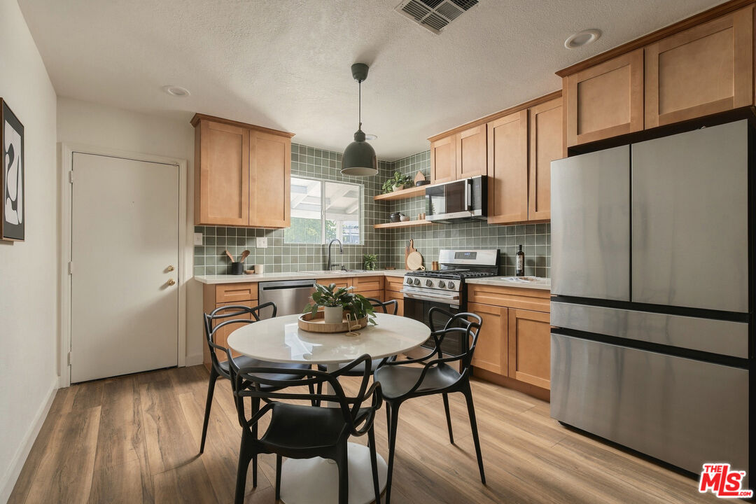 13126 Terra Bella St