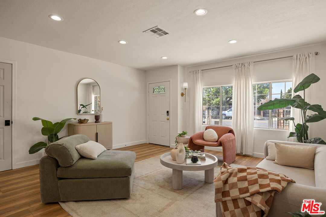 13126 Terra Bella St