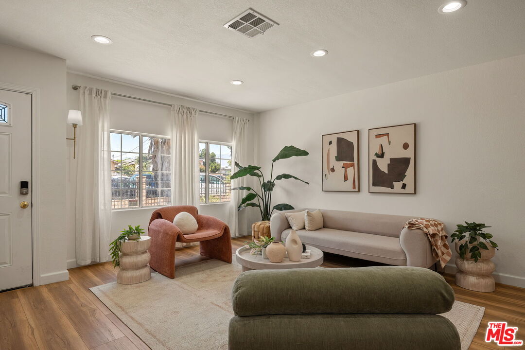 13126 Terra Bella St