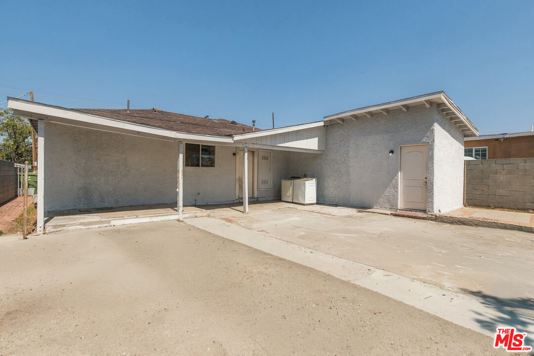 13126 Terra Bella St