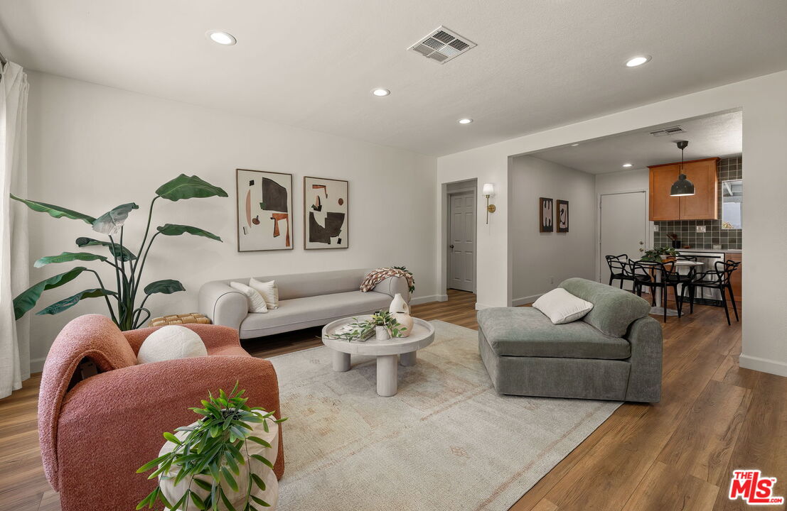 13126 Terra Bella St