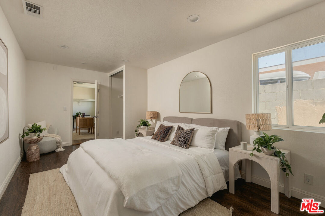 13126 Terra Bella St