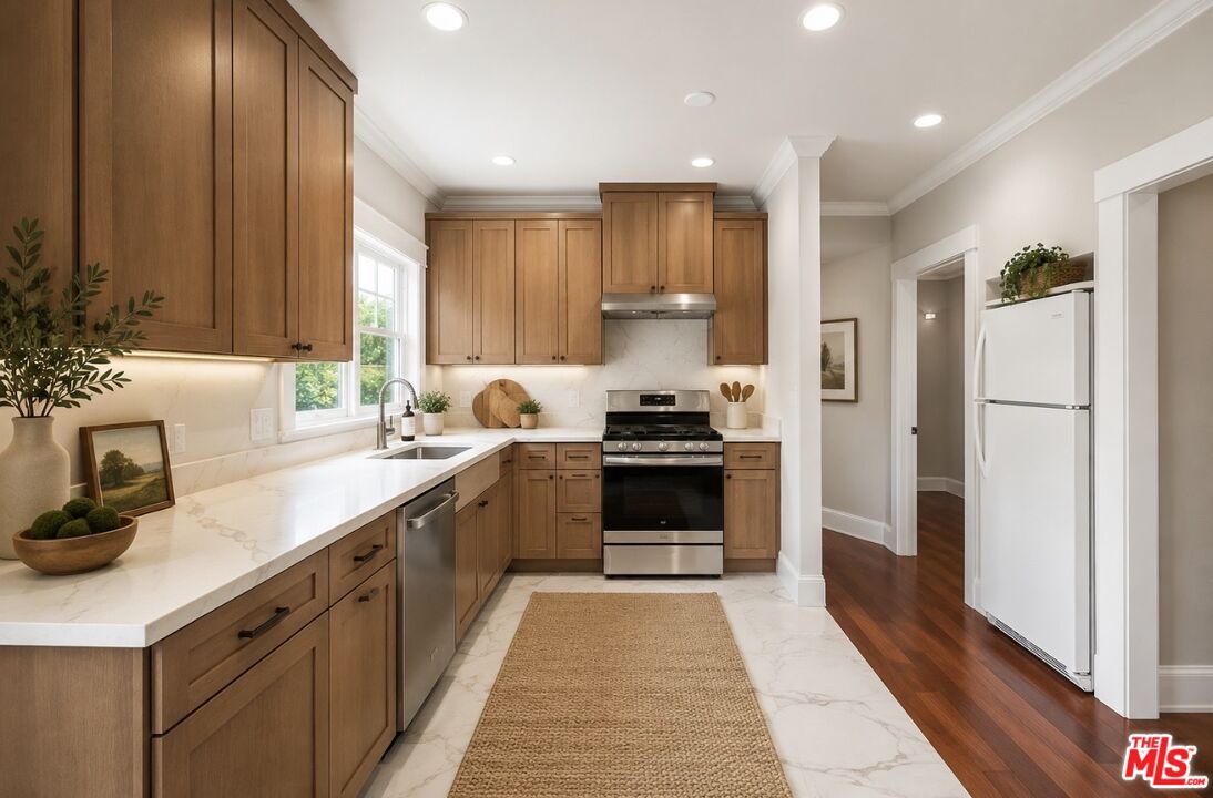 322 Huntley Dr