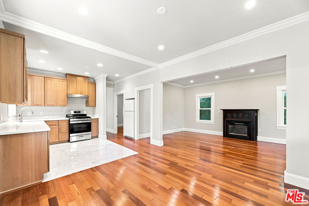 322 Huntley Dr