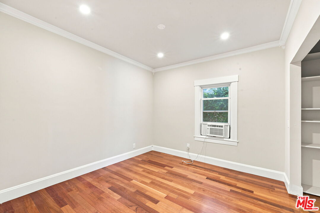 322 Huntley Dr