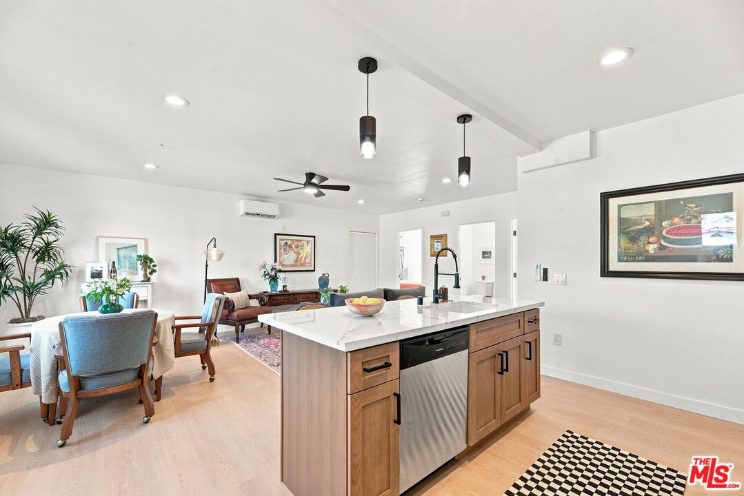 575 W Ave 28