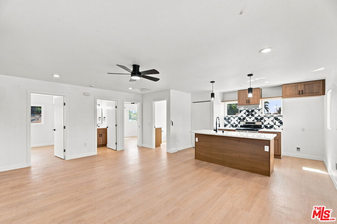 577 W Ave 28
