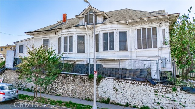 1501 Pleasant AVE