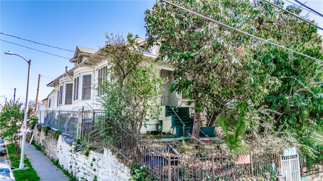 1501 Pleasant AVE