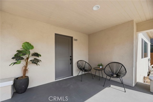1189 Crenshaw