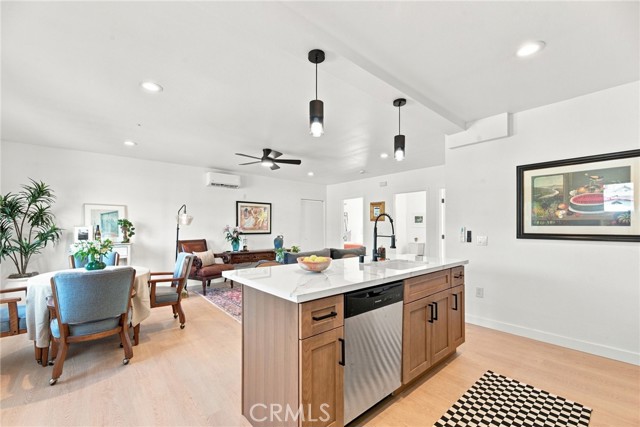 2801 Jeffries