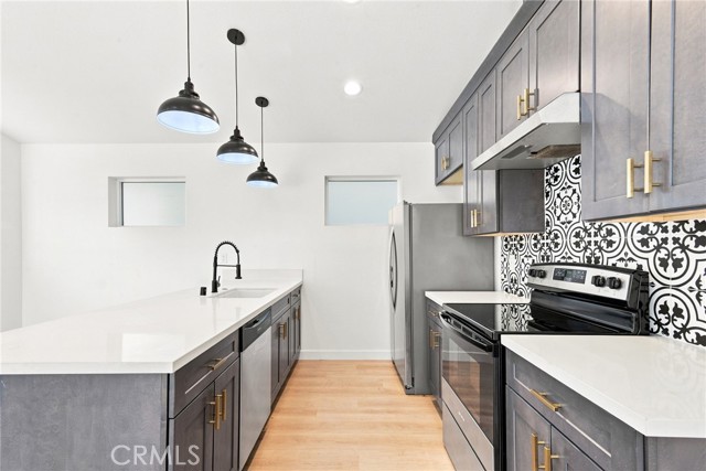 2801 Jeffries