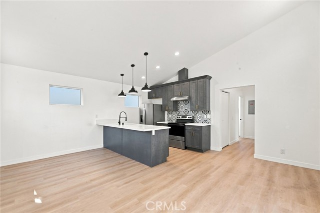 2801 Jeffries