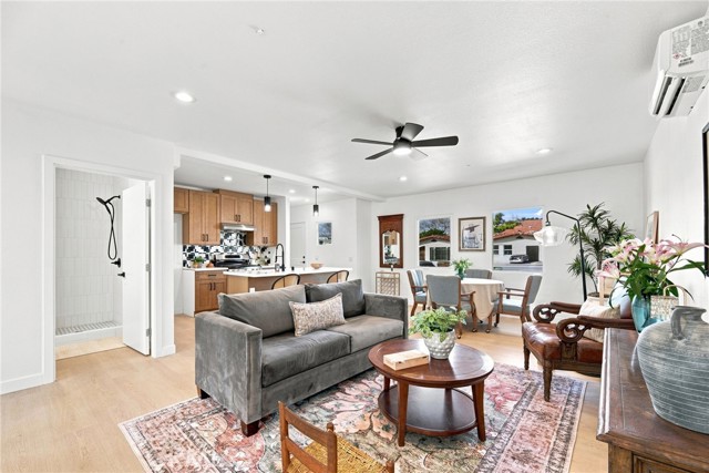 2801 Jeffries