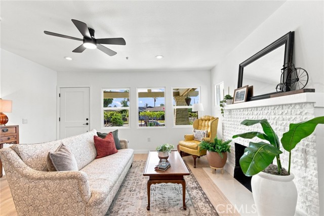 2801 Jeffries