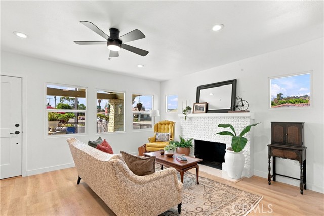 2801 Jeffries