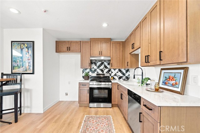 2801 Jeffries