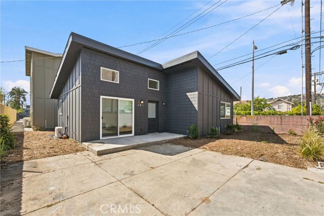 2801 Jeffries