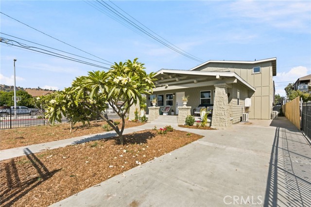 2801 Jeffries