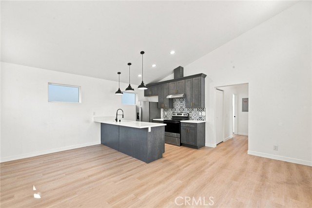 2801 Jeffries