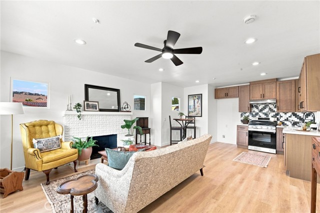 2801 Jeffries