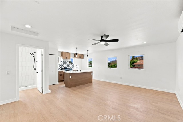 2801 Jeffries