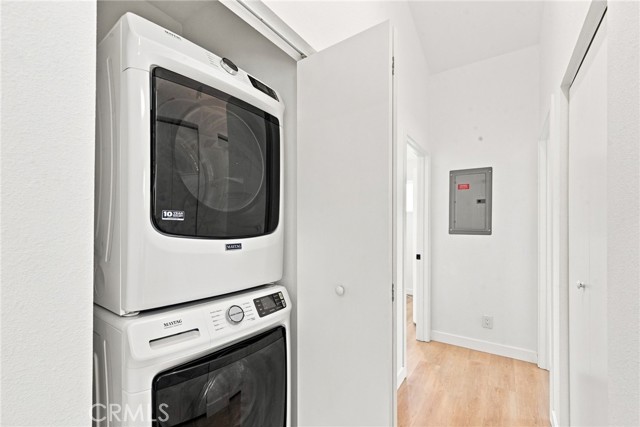 2801 Jeffries