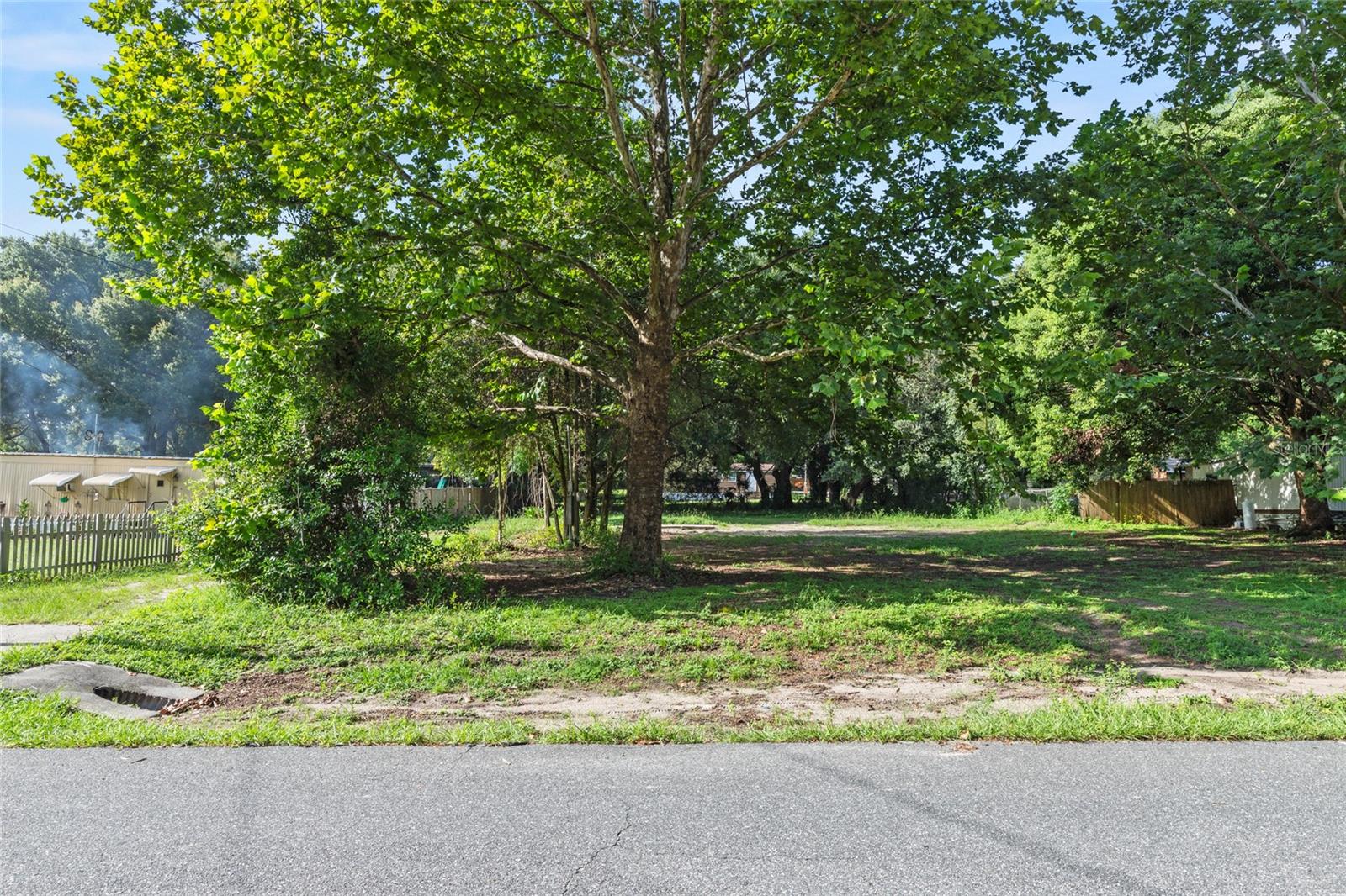 214 ANN ST