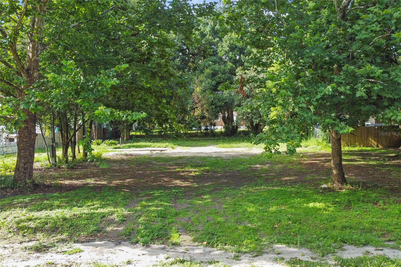 214 ANN ST