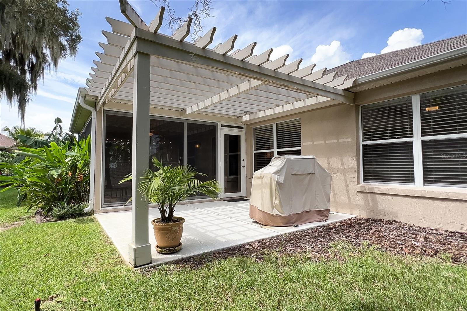 1902 ROSARIO RD