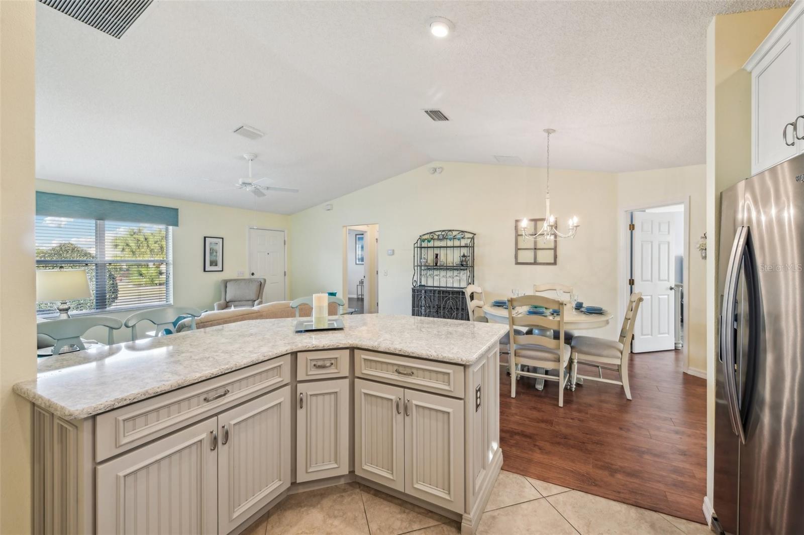 2486 FIVE FORKS TRL