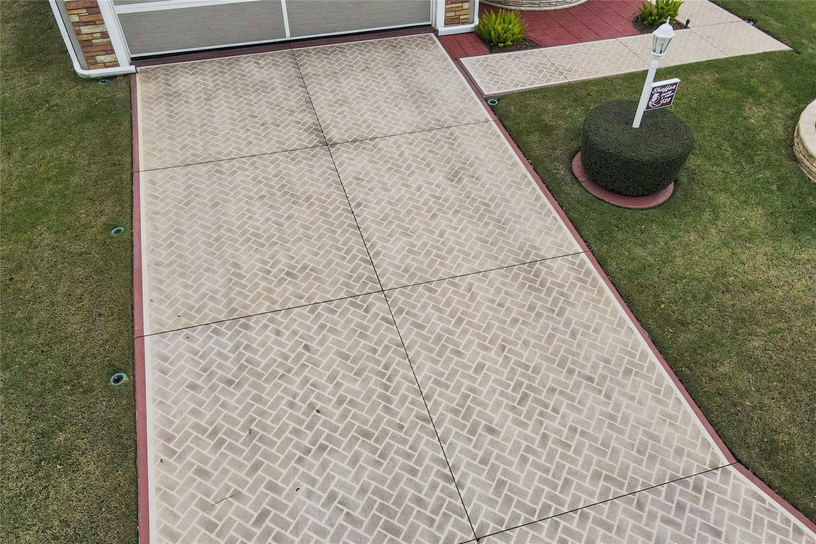1526 BLUEBERRY WAY