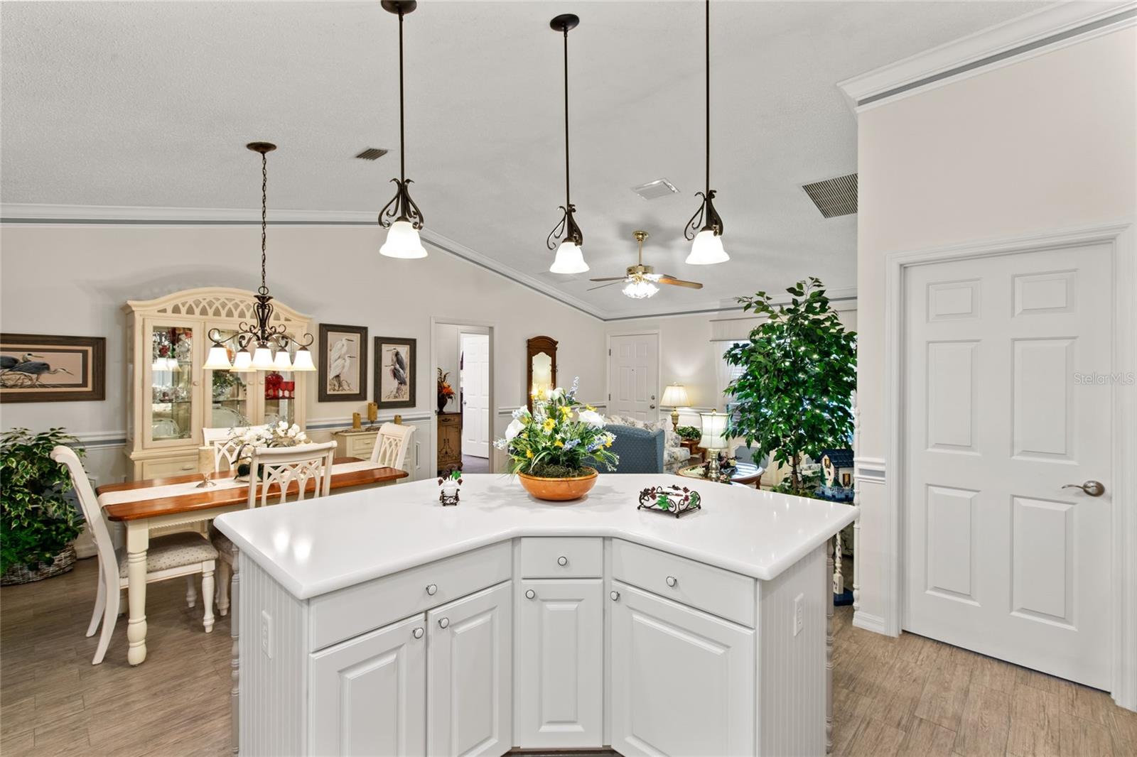 1526 BLUEBERRY WAY