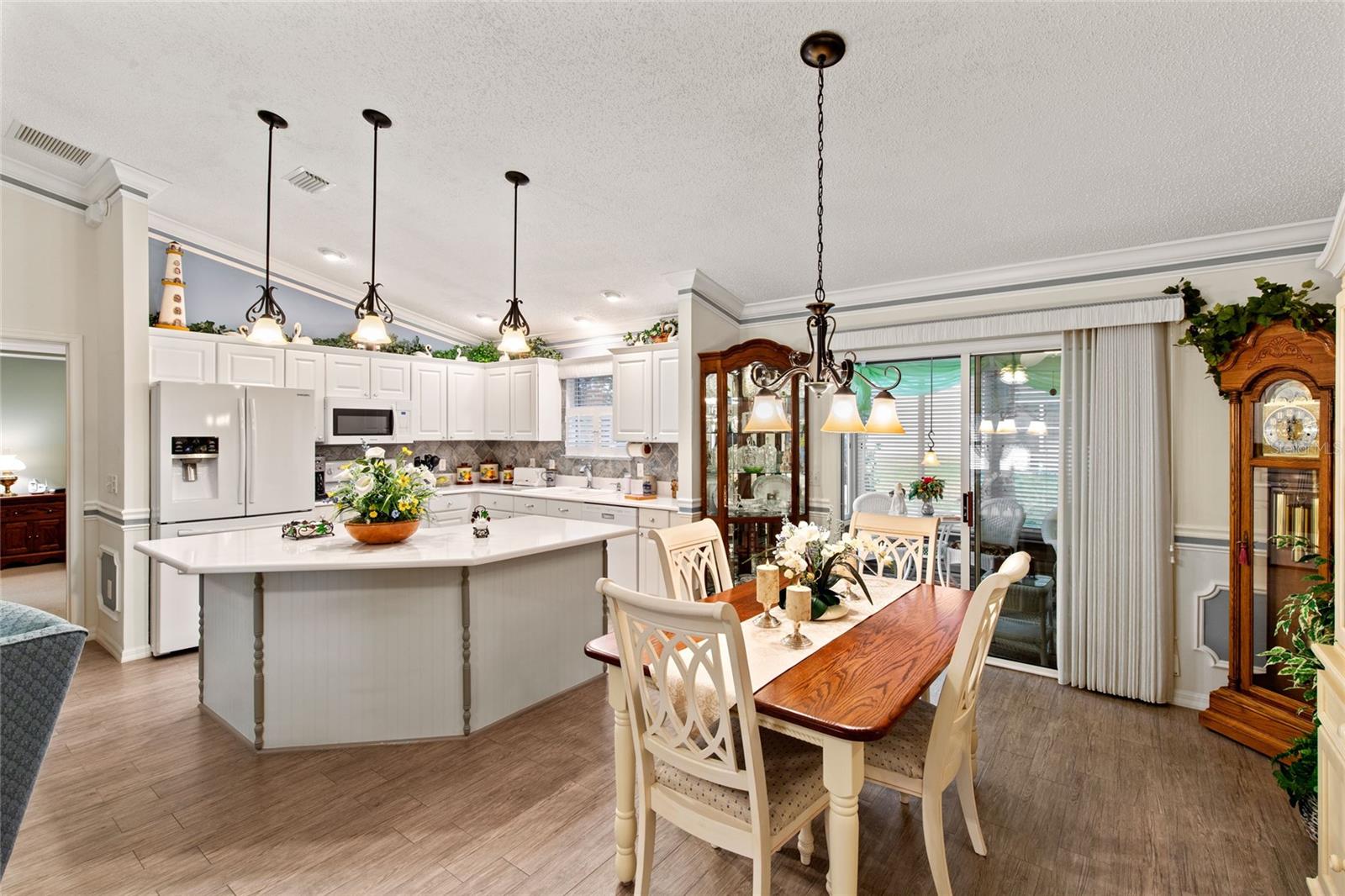 1526 BLUEBERRY WAY