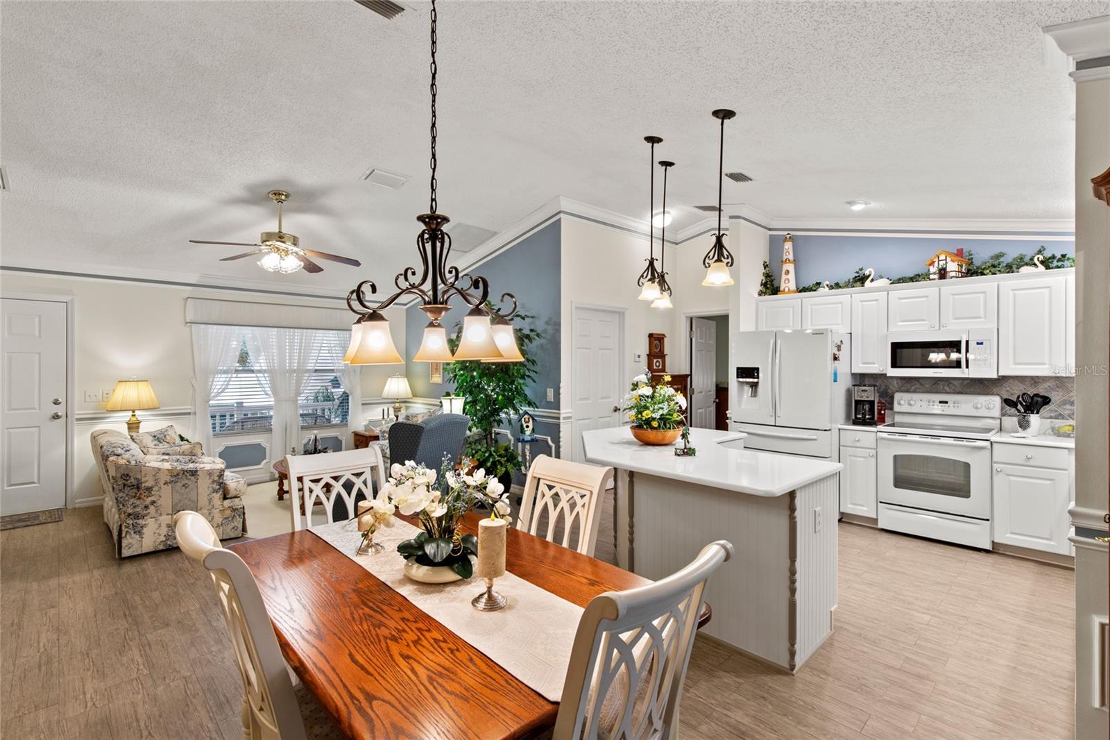 1526 BLUEBERRY WAY
