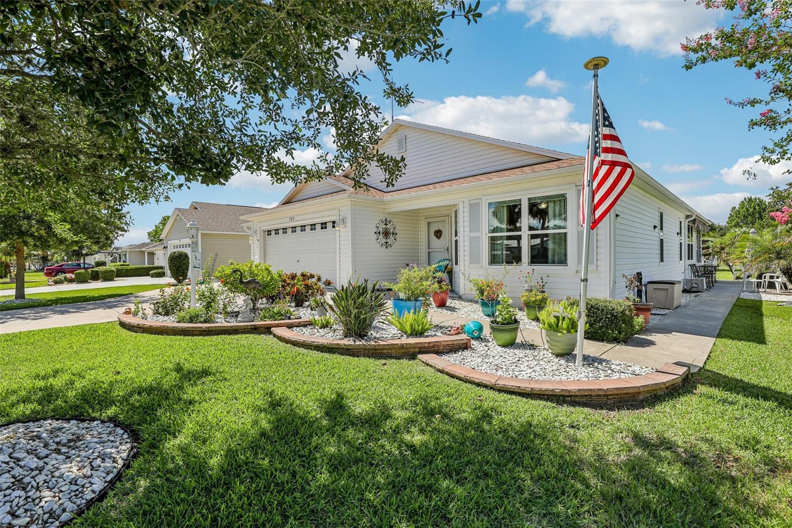 703 ROYAL PALM AVE