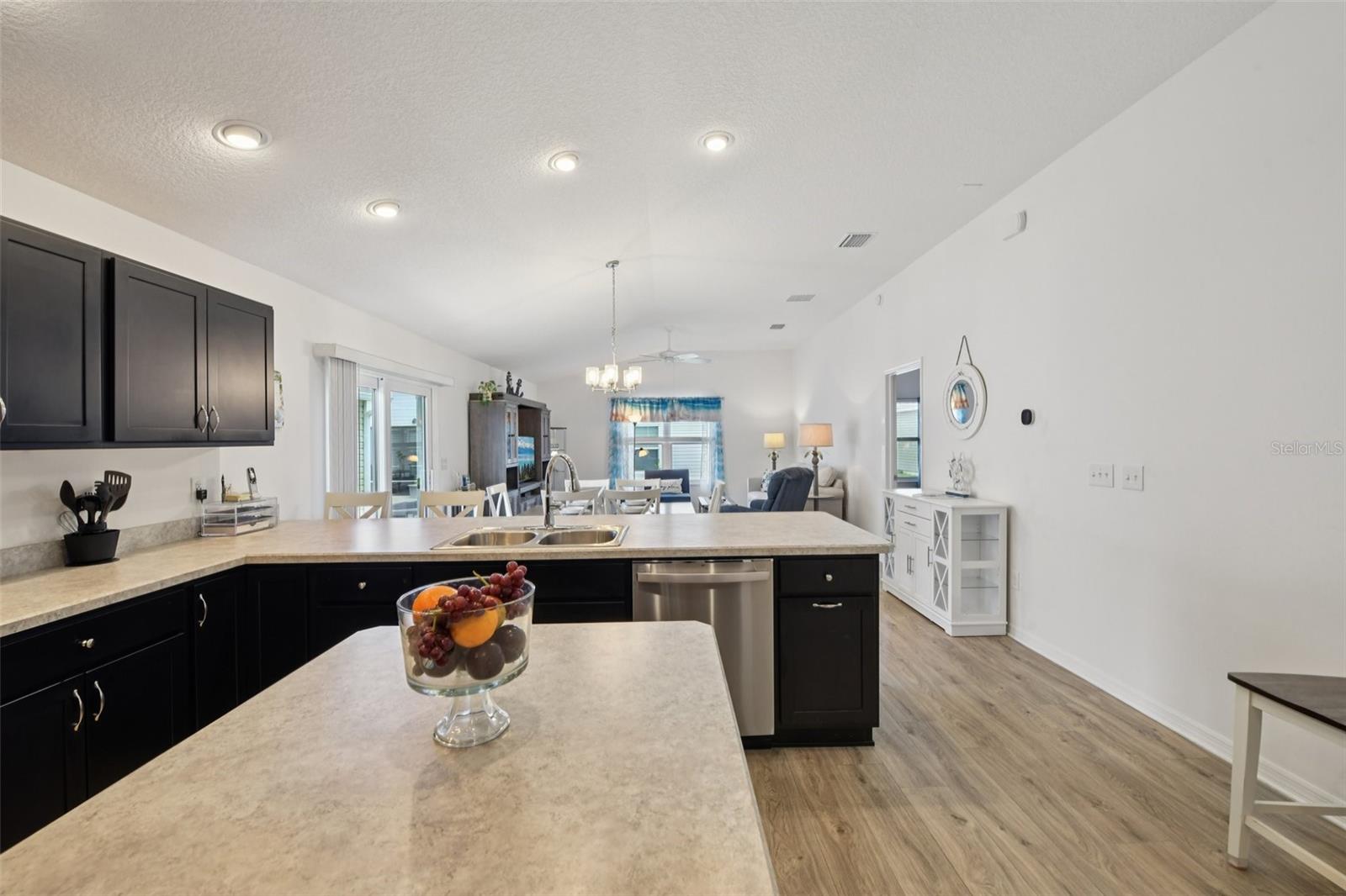 6291 WHITTLE CT