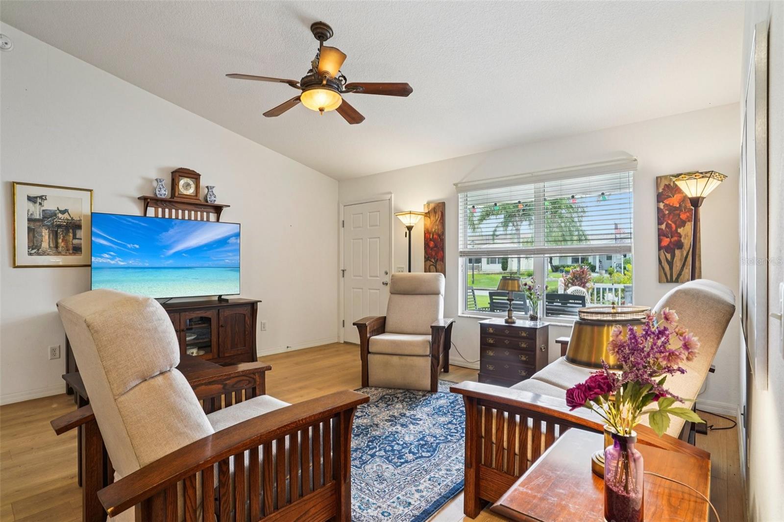 1053 NASH LOOP
