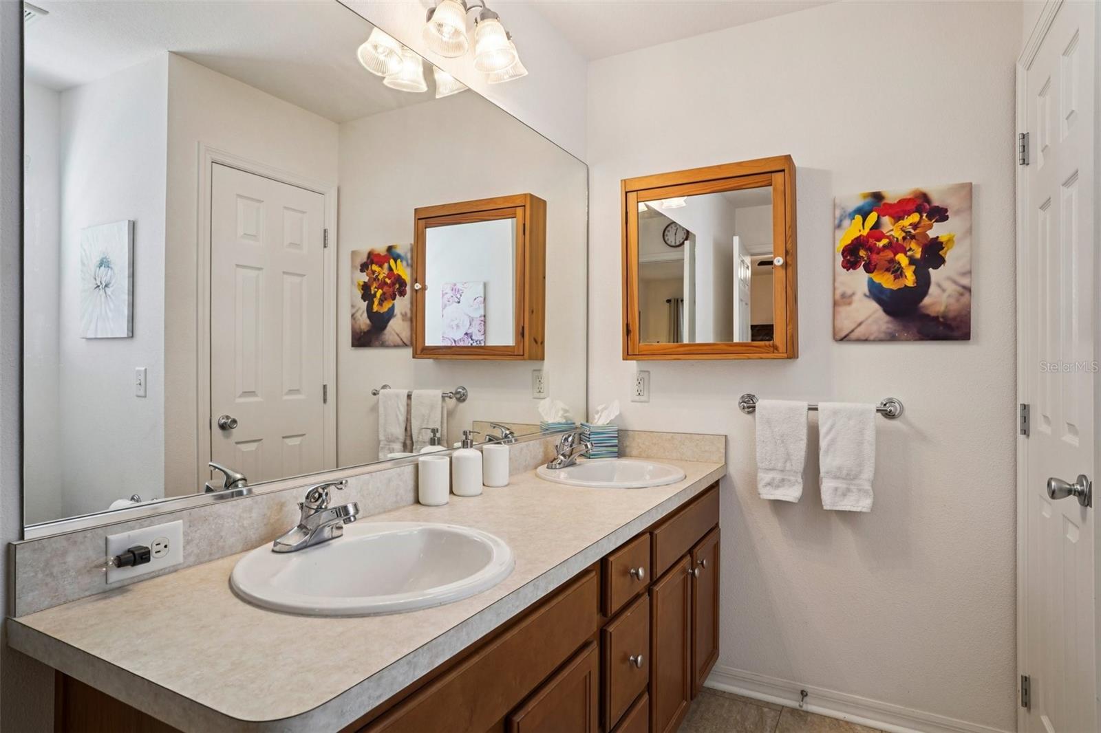1053 NASH LOOP