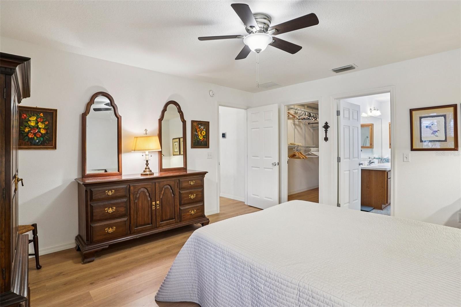 1053 NASH LOOP