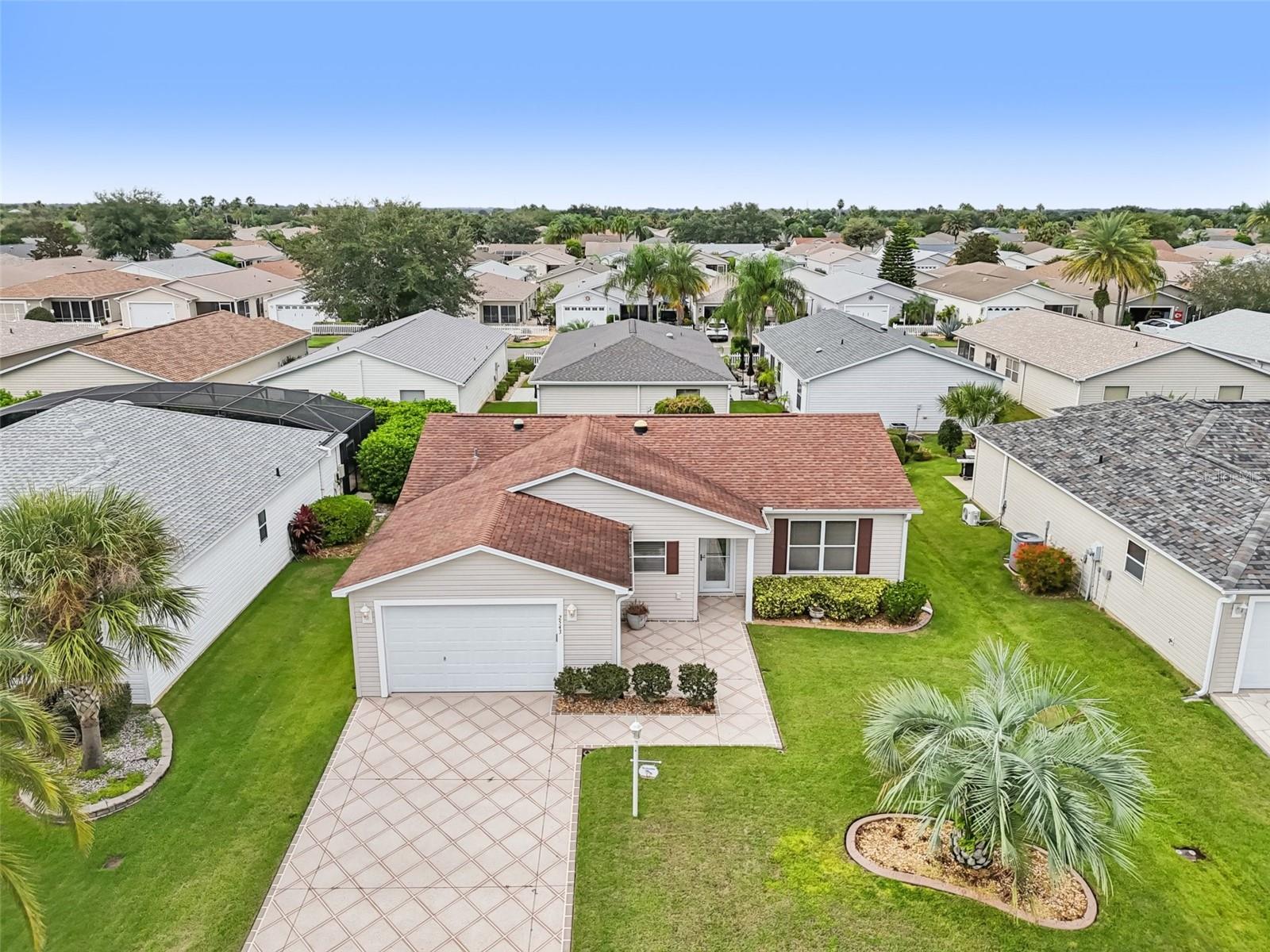 2543 RAINTREE DR