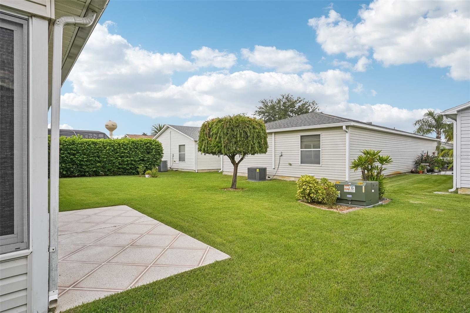 2543 RAINTREE DR