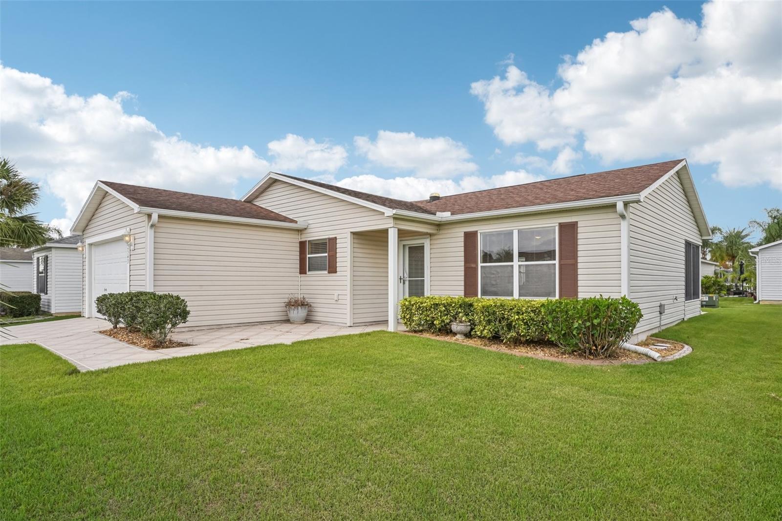 2543 RAINTREE DR