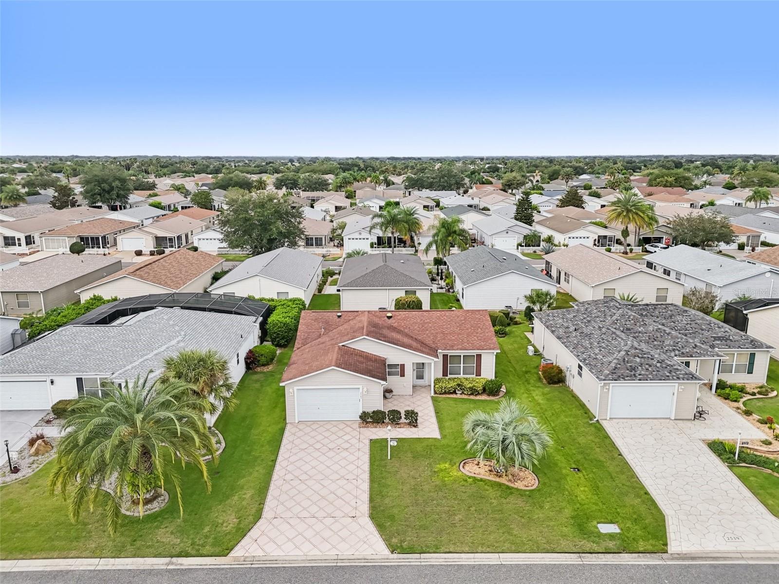2543 RAINTREE DR