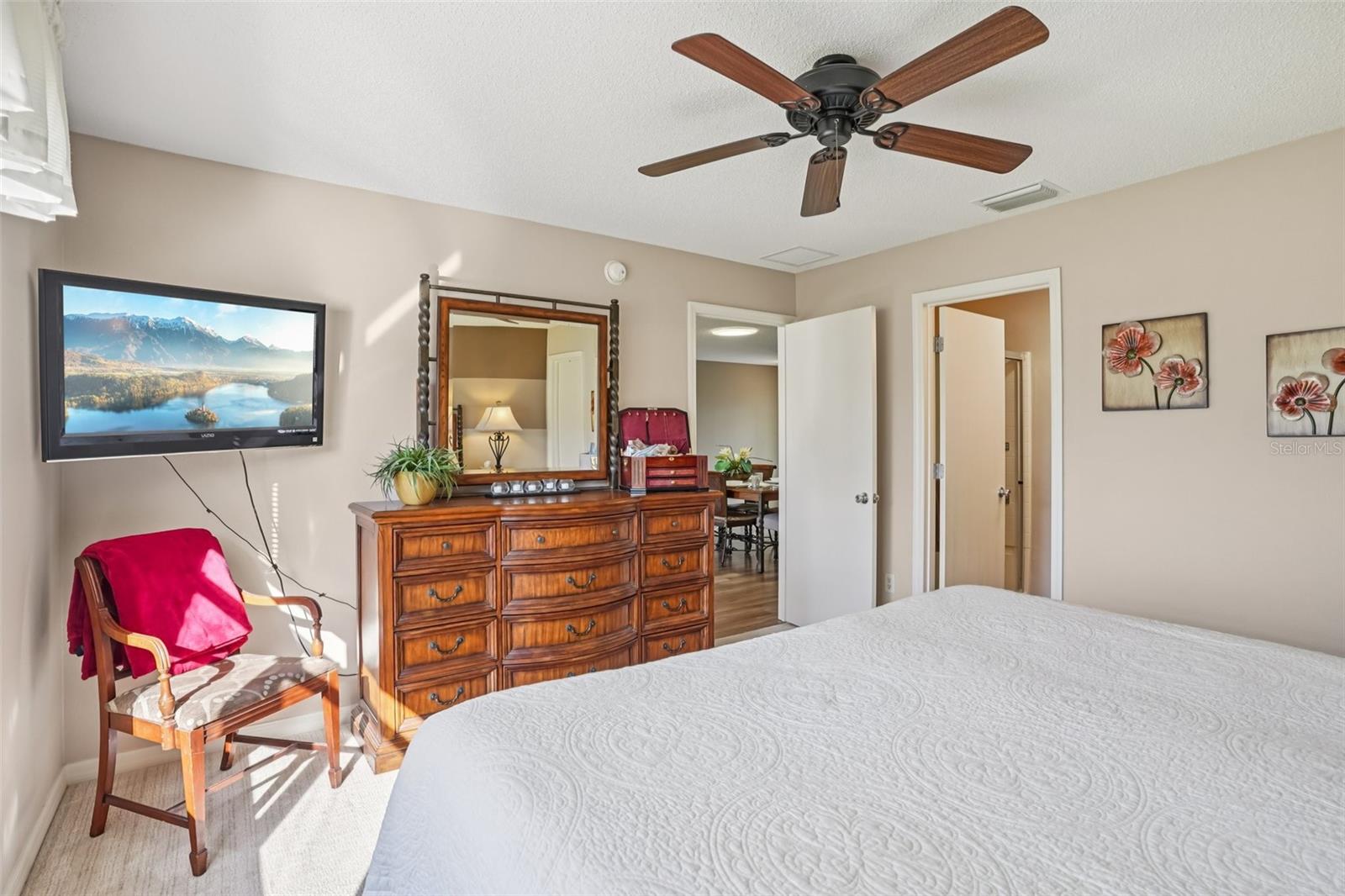 2543 RAINTREE DR