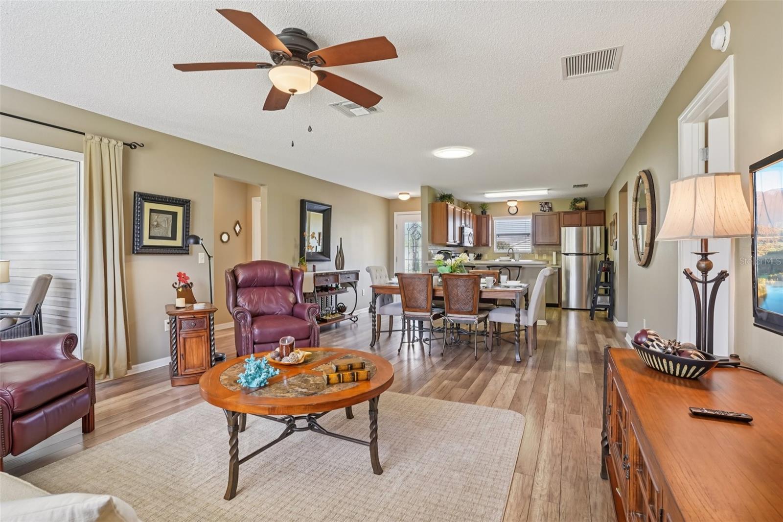 2543 RAINTREE DR