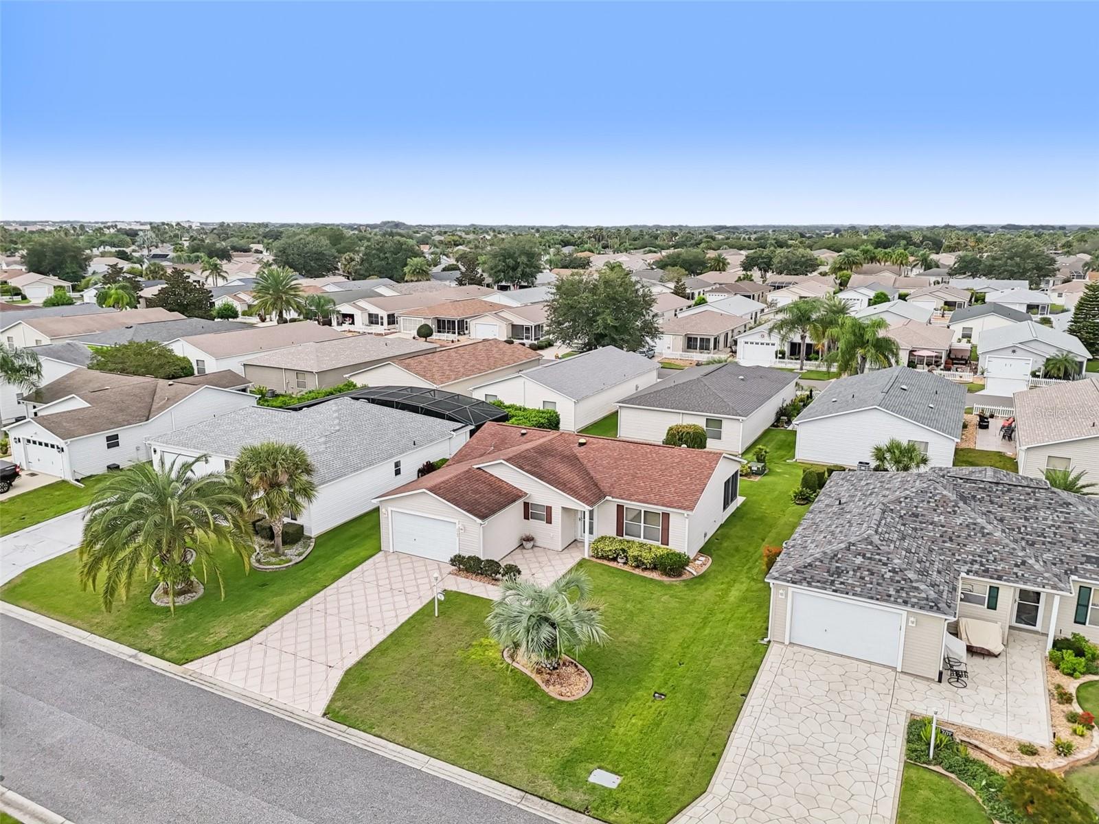 2543 RAINTREE DR